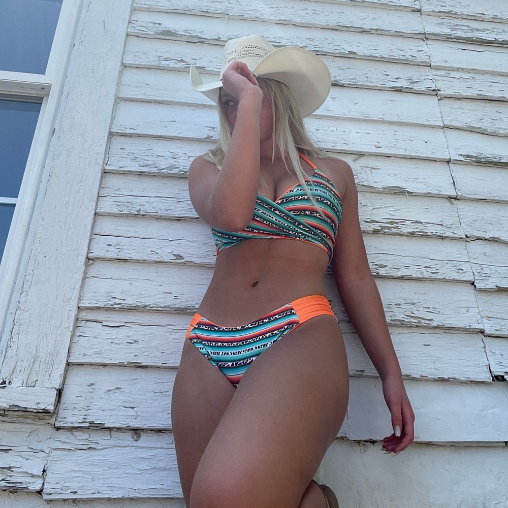 Super cute Wet and Western bikini size small